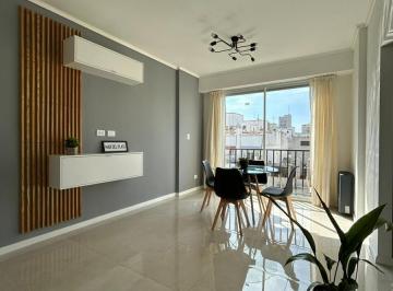Imagen 2 de Venta // 2 Amb. con Dep. // Zona Centro