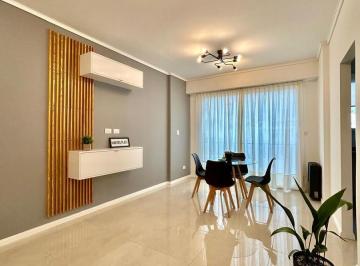 Imagen 1 de Venta // 2 Amb. con Dep. // Zona Centro